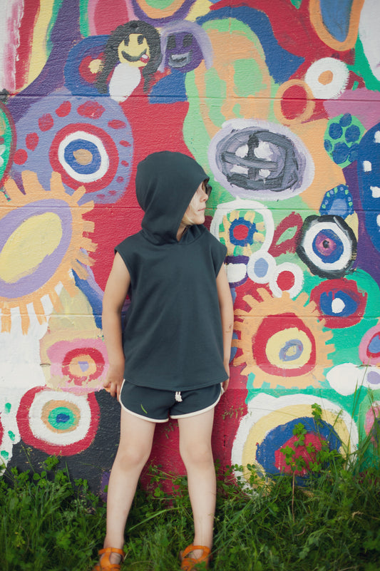 Wide Shoulder Hooded Tank (NB-9/10Y)